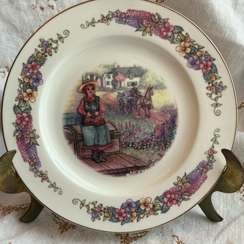 Anne of Green Gables Collector's Plate “Avonlea Traditions”